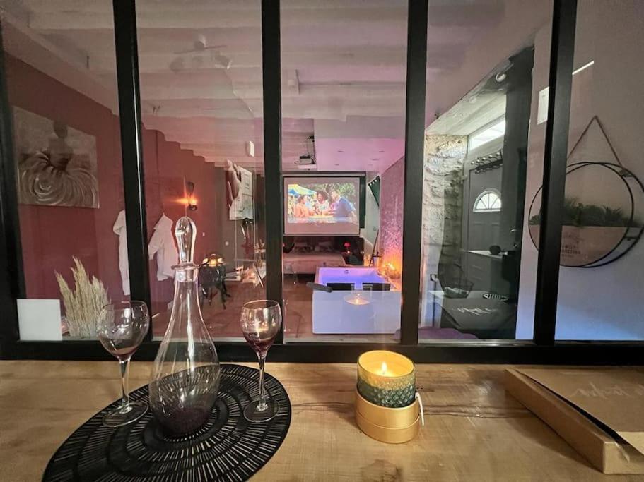 Apartment Romance - Jacuzzi *
